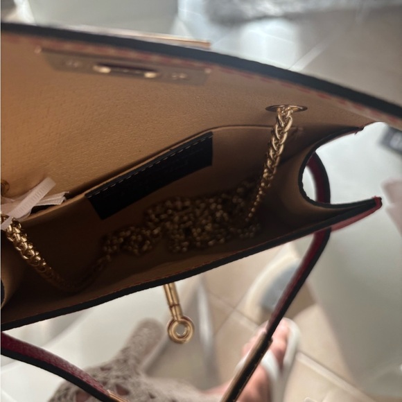 Elegant Red Leather Shoulder Bag Or Crossbody